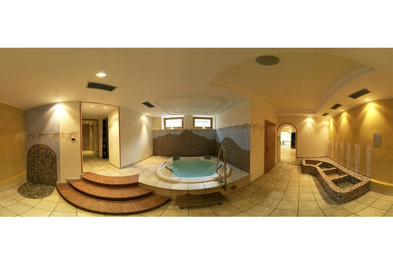 Hotel Resa Blancia San Vigilio Di Marebbe Eksteriør billede