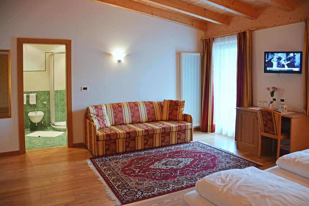Hotel Resa Blancia San Vigilio Di Marebbe Eksteriør billede